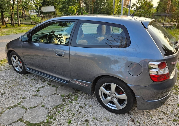 Honda Civic cena 6800 przebieg: 275050, rok produkcji 2005 z Ząbki małe 232